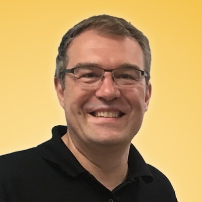 Milosh-Nikodijevic-ag-jeans@2x